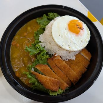 Gudetama Cafe - Too Lazy To Curry Bowl - Cafes Near Me - Buena Park, California