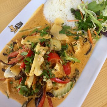 Lee Moon - Mekong Delta Curry als Mittagsgericht - Vietnamese Near Me - Potsdam, BB