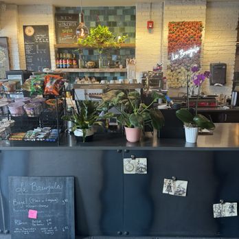 La Brewjula Cafe - Prep station - Cafes Near Me - Denver, Colorado