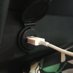 Cincy Security and Sound - Flush Mounted USB for Apple CarPlay or Android Auto