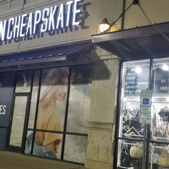 Uptown Cheapskate - Denton - Men's Clothing Near Me - Denton, Texas