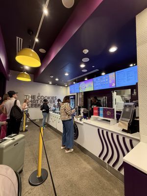 Insomnia Cookies by null