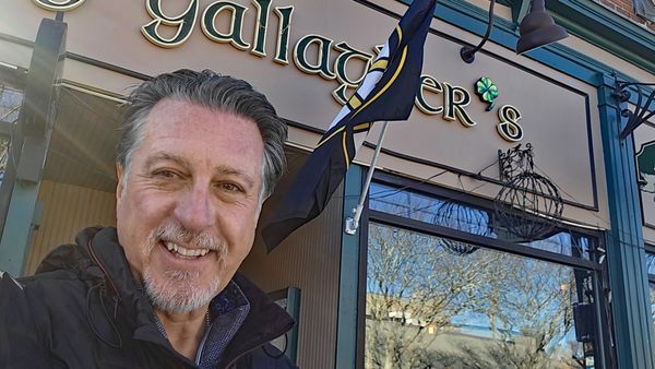 Teddy Gallagher's Irish Pub by null