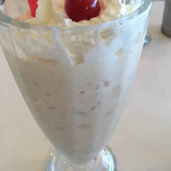 Ruby's Diner - Butterfinger Shake $5.99 - American Near Me - Carlsbad, California