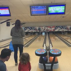 Riverfront Lanes