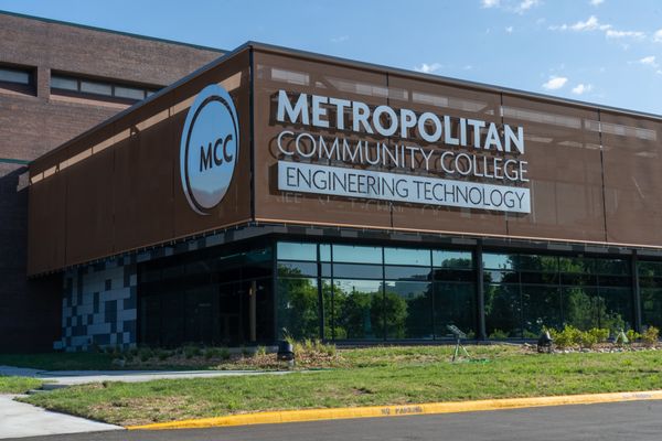 METROPOLITAN COMMUNITY COLLEGE - PENN VALLEY - Updated April 2025 - 14 ...
