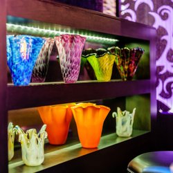 Violet Thorn - Violet Thorn Bar in The VERVE hotel