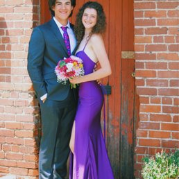 prom dresses visalia Where to buy prom dresses in Visalia, California