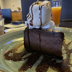 Dave & Buster's Silver Spring - S'mores Cheesecake