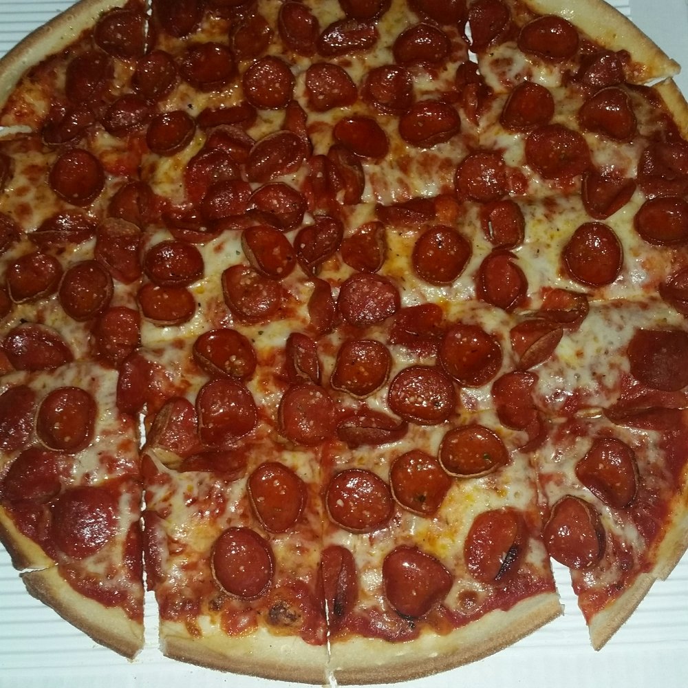 Casa Di Pizza - Pepperoni - Pizza Near Me - Columbus, Ohio Casa Di Pizza - Pepperoni - Pizza Near Me - Columbus, Ohio