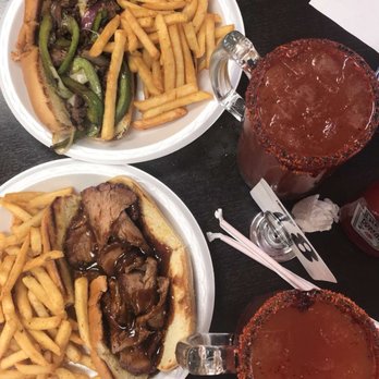 Gus's Deli Bbq and Grill - New American Near Me - Paramount, California