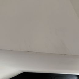 Scuff marks at the top of the stairs! Scuff marks at the top of the stairs!