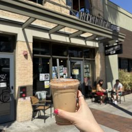 cinnamon dolce latte