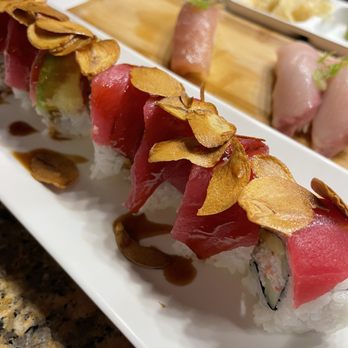 Sushi Plus - Fisherman roll- obsessed with the thin slice garlic chips - Japanese Near Me - Fountain Valley, California Sushi Plus - Fisherman roll- obsessed with the thin slice garlic chips - Japanese Near Me - Fountain Valley, California