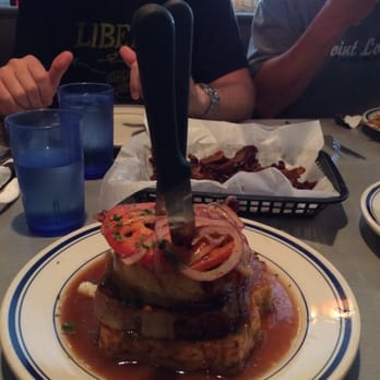 Comet Cafe - Breakfast & Brunch Near Me - Milwaukee, Wisconsin
