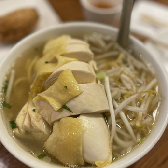 Little House Restoran - Chicken noodle soup - Malaysian Near Me - Brooklyn, New York Little House Restoran - Chicken noodle soup - Malaysian Near Me - Brooklyn, New York