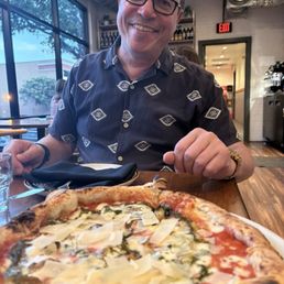 Macchari Pizza (veggie) Macchari Pizza (veggie)