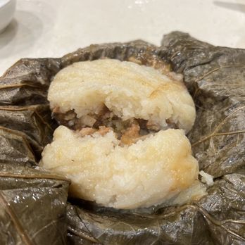 一點心 - Glutinous Rice with Pork and Chicken - Cantonese Near Me - Hong Kong, HK 一點心 - Glutinous Rice with Pork and Chicken - Cantonese Near Me - Hong Kong, HK