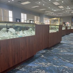 Johnson Jewelers - Lots of gorgeous stuff!