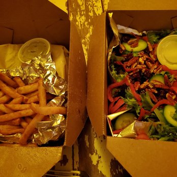 That Dam Place - Not your Patsy-strami with Felony Fries and Tossed Salad - American Near Me - Folsom, California