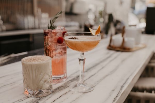 Willow Bar by null
