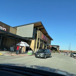 H-E-B Frisco