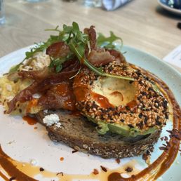 Soft Chili Scramble W/ Avocado