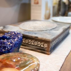 Simply Home Consignments & Gifts - Home Decor