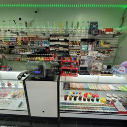 Star Smoke Shop