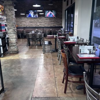 Niko's Pizzeria - Pizza Near Me - San Pedro, California