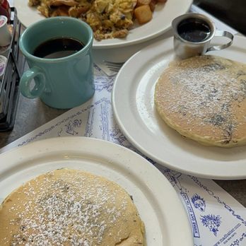 Mad Batter Restaurant & Bar - Normal and oatmeal pancake - Bars Near Me - Cape May, New Jersey Mad Batter Restaurant & Bar - Normal and oatmeal pancake - Bars Near Me - Cape May, New Jersey