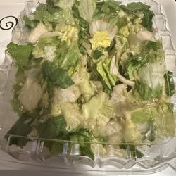 Salads lettuce was brown.