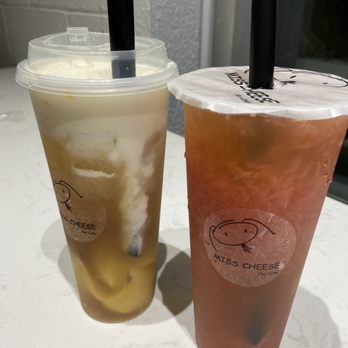 Miss Cheese Tea Cafe - Peach oolong with cheese topping and pudding and Grapefruit green tea - Bubble Tea Near Me - Pasadena, California Miss Cheese Tea Cafe - Peach oolong with cheese topping and pudding and Grapefruit green tea - Bubble Tea Near Me - Pasadena, California
