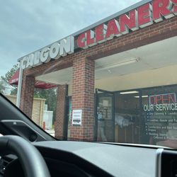 Calgon Cleaners - Front sign