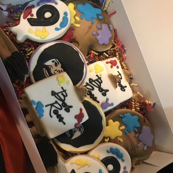 Jr's Sweets - Cupcakes Near Me