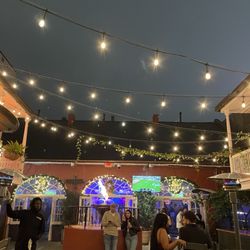 Razzoo Bar & Patio - Outside Patio