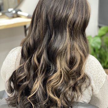 Mane Cultur - Ultra blended balayage on a brunette - Hair Salons Near Me - Orlando, Florida Mane Cultur - Ultra blended balayage on a brunette - Hair Salons Near Me - Orlando, Florida
