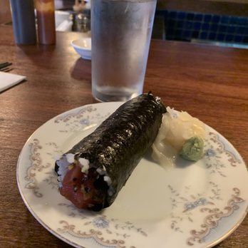 Suzume - Tuna poke hand roll - Ramen Near Me - Brooklyn, New York Suzume - Tuna poke hand roll - Ramen Near Me - Brooklyn, New York