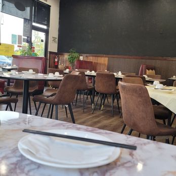 Yan Kee Restaurant - Inside - Chinese Near Me - Elk Grove, California Yan Kee Restaurant - Inside - Chinese Near Me - Elk Grove, California