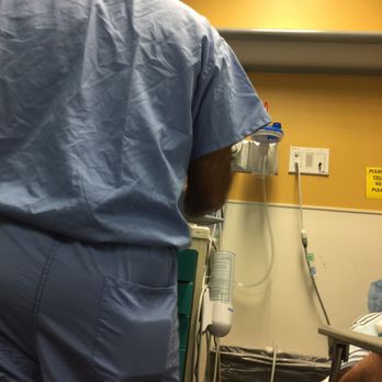 Southpoint Surgery Center - Dr Chokshi attending to his patient - Optometrists Near Me - Jacksonville, Florida Southpoint Surgery Center - Dr Chokshi attending to his patient - Optometrists Near Me - Jacksonville, Florida