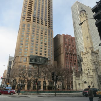 NoMI - NoMI - storefront is the black enclosed terrace facing the Water Tower - Bars Near Me - Chicago, Illinois NoMI - NoMI - storefront is the black enclosed terrace facing the Water Tower - Bars Near Me - Chicago, Illinois