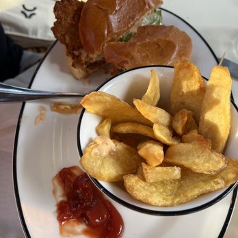 Delaville - Burger - French Near Me - Paris, 75 Delaville - Burger - French Near Me - Paris, 75