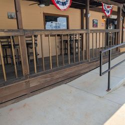 LG's Diner and Bakery