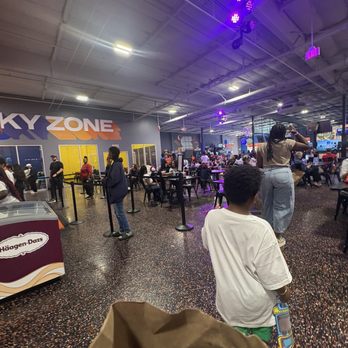 Sky Zone Trampoline Park - Trampoline Parks Near Me - Los Angeles, California Sky Zone Trampoline Park - Trampoline Parks Near Me - Los Angeles, California