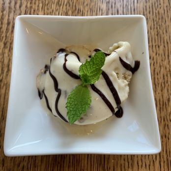 Brewery Gulch Inn - Desserts are as good as the rest of the menu. - Hotels Near Me - Mendocino, California
