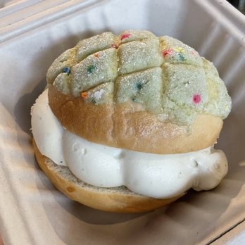 Cafe Mochiko - Bakeries Near Me - Cincinnati, Ohio
