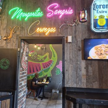 East Coast Street Tacos - Decor - Tacos Near Me - Brooklyn, New York East Coast Street Tacos - Decor - Tacos Near Me - Brooklyn, New York