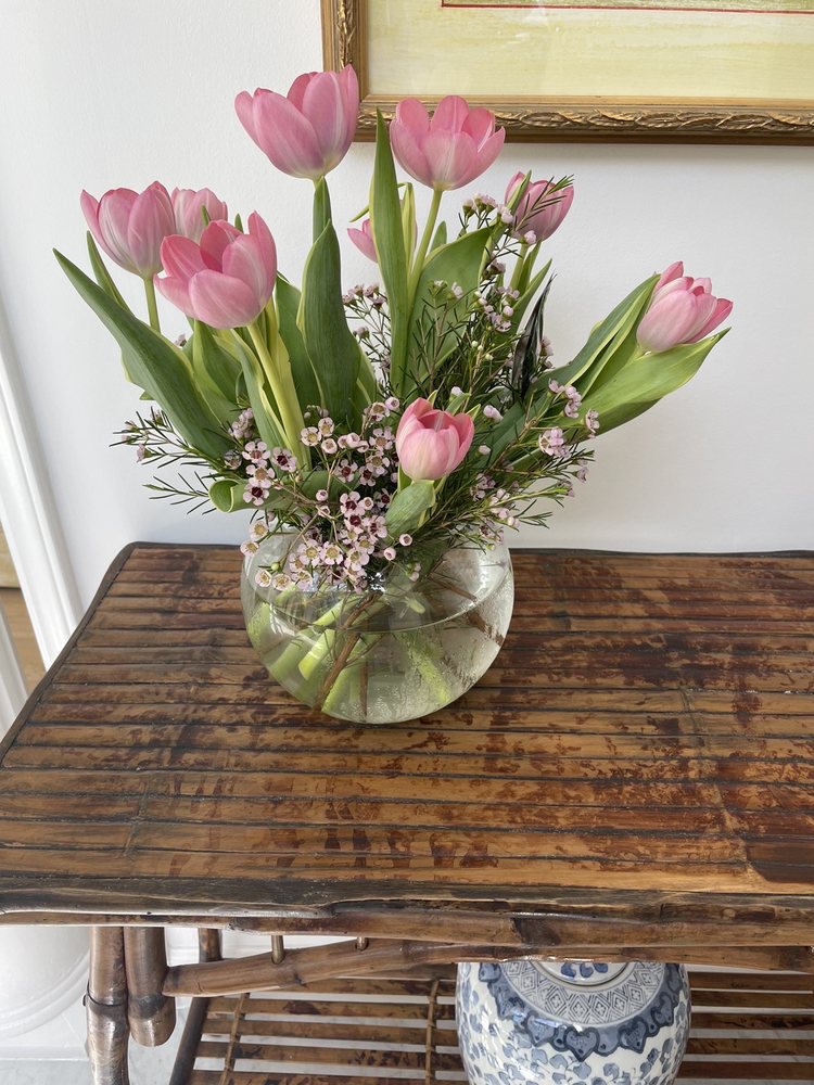 KEEPSAKES FLORIST Updated September 2024 21 Photos & 18 Reviews 2024 Wappoo Dr, Charleston