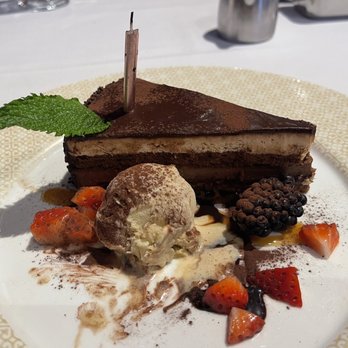 Osteria 177 - Hazelnut cake slice 5/5 - Italian Near Me - Annapolis, Maryland