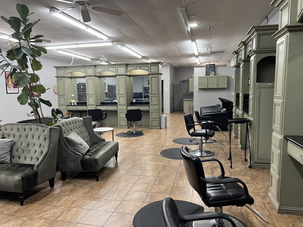 PLATINUM SALON Updated September 2024 1758 N 10th Ave, Hanford, California Hair Salons